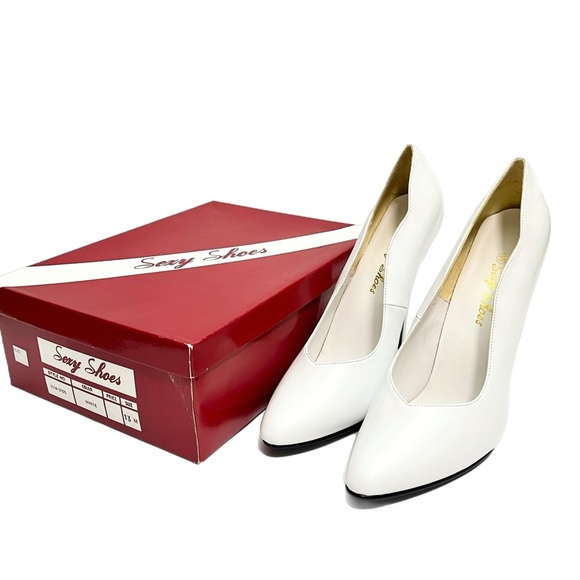 Vintage 1990s deadstock white vegan leather scalloped slip on stiletto heels - Picture 6 of 8